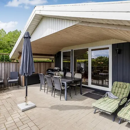 Irlin - 850m From The Sea By Interhome Holiday home